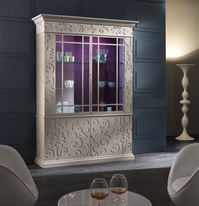 BOOKCASE FLOWER